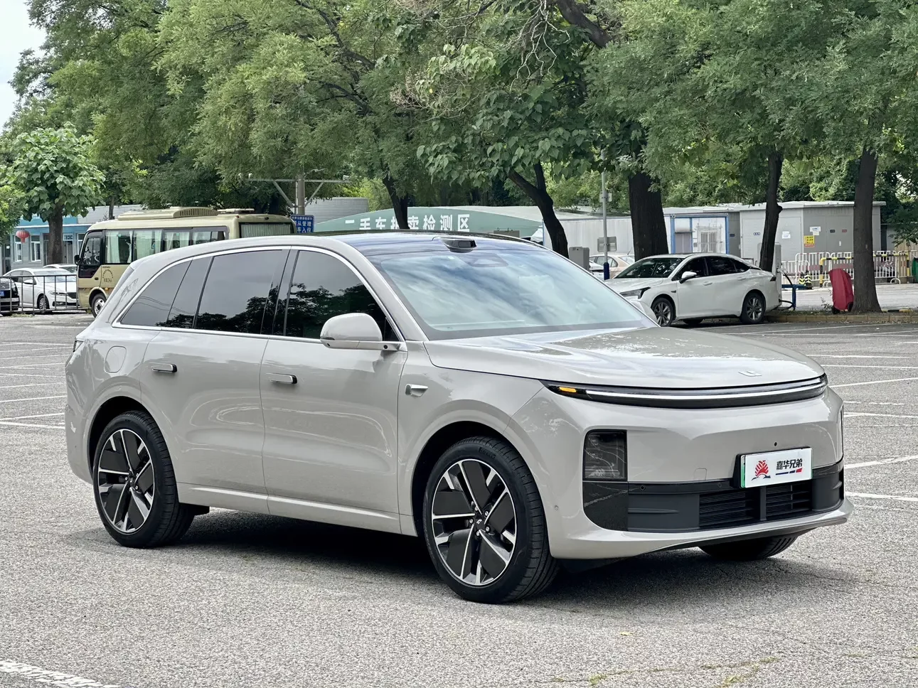 Lixiang L6