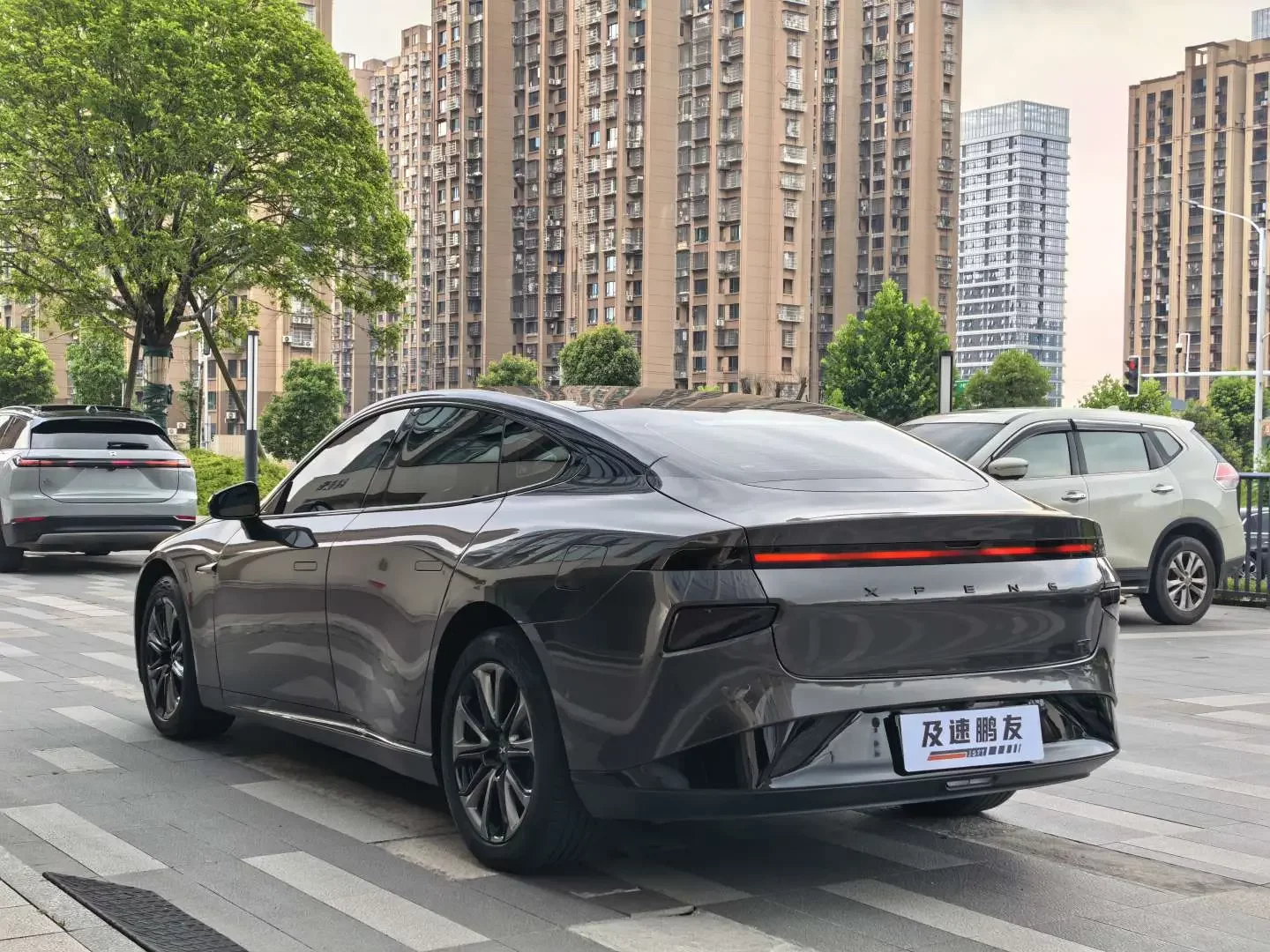 Xpeng P7