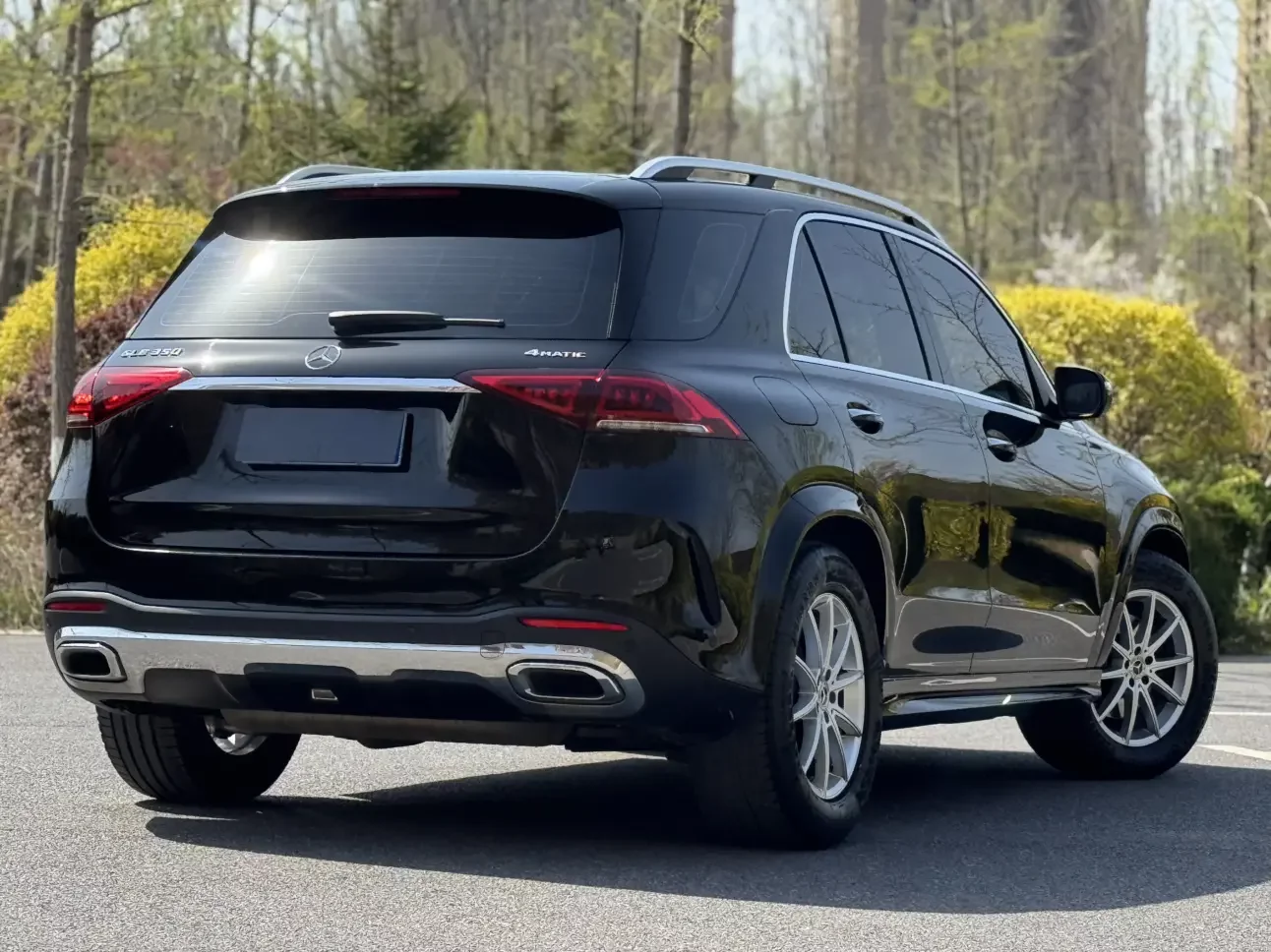 Mercedes-Benz GLE (Imported)