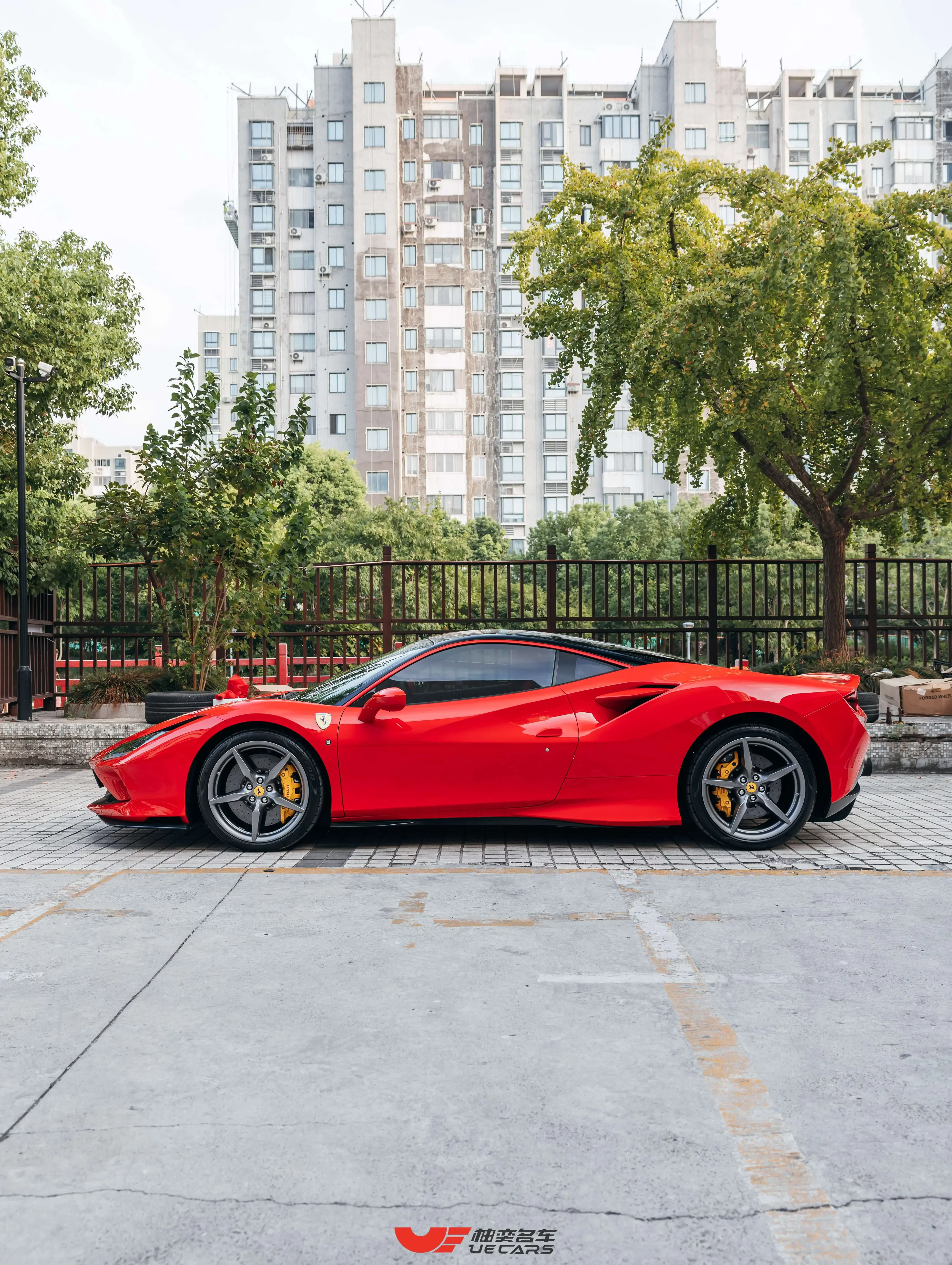 Ferrari F8