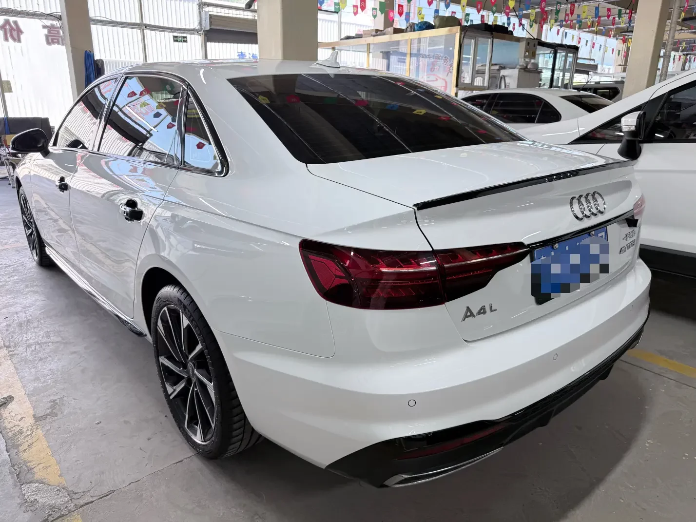 Audi A4L