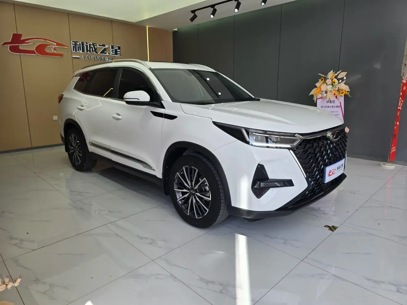 Chery Tiggo 8 PRO