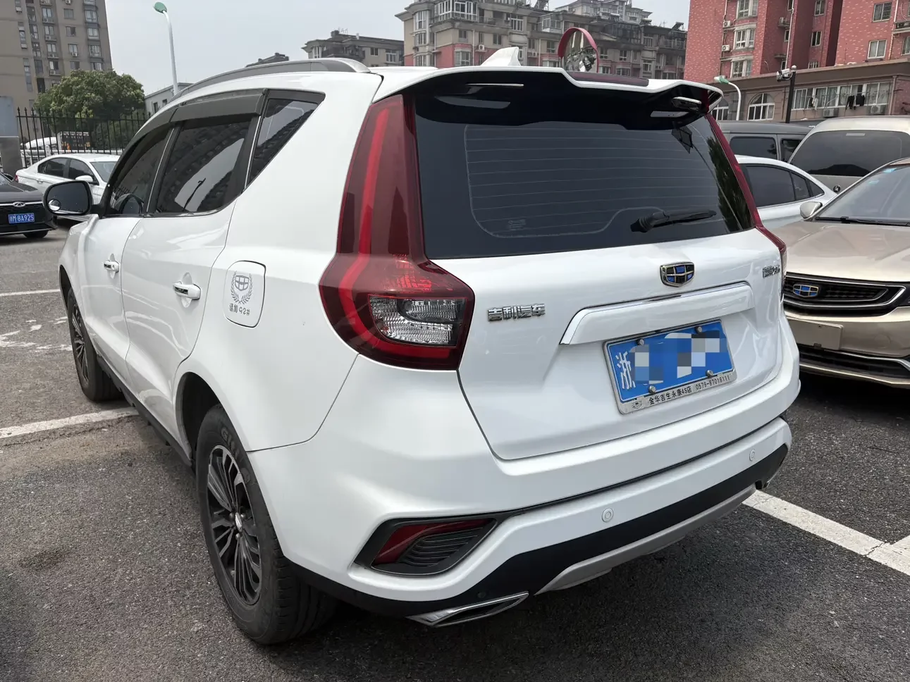Geely Vision X6