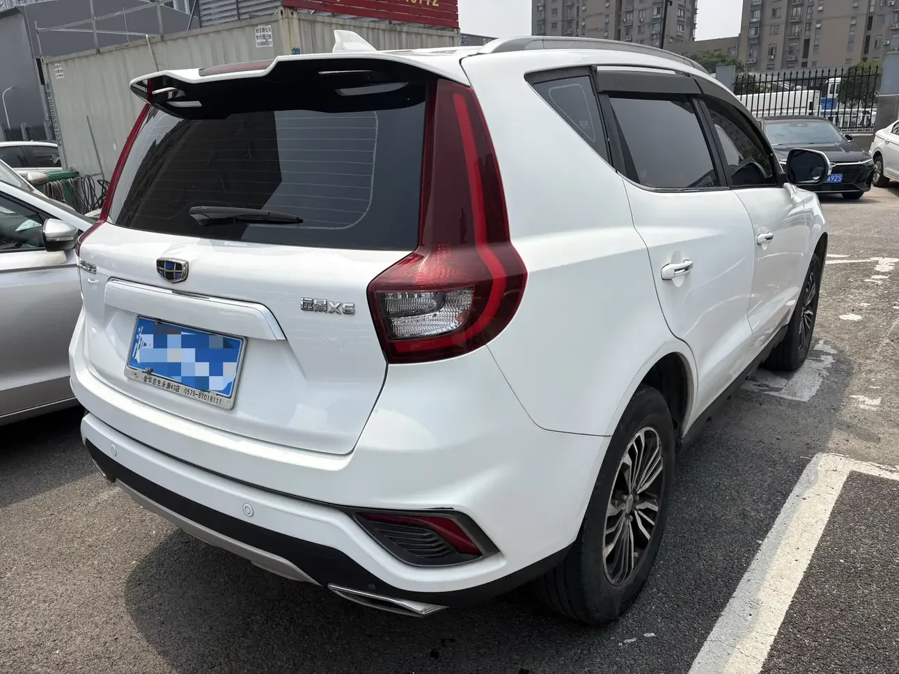 Geely Vision X6
