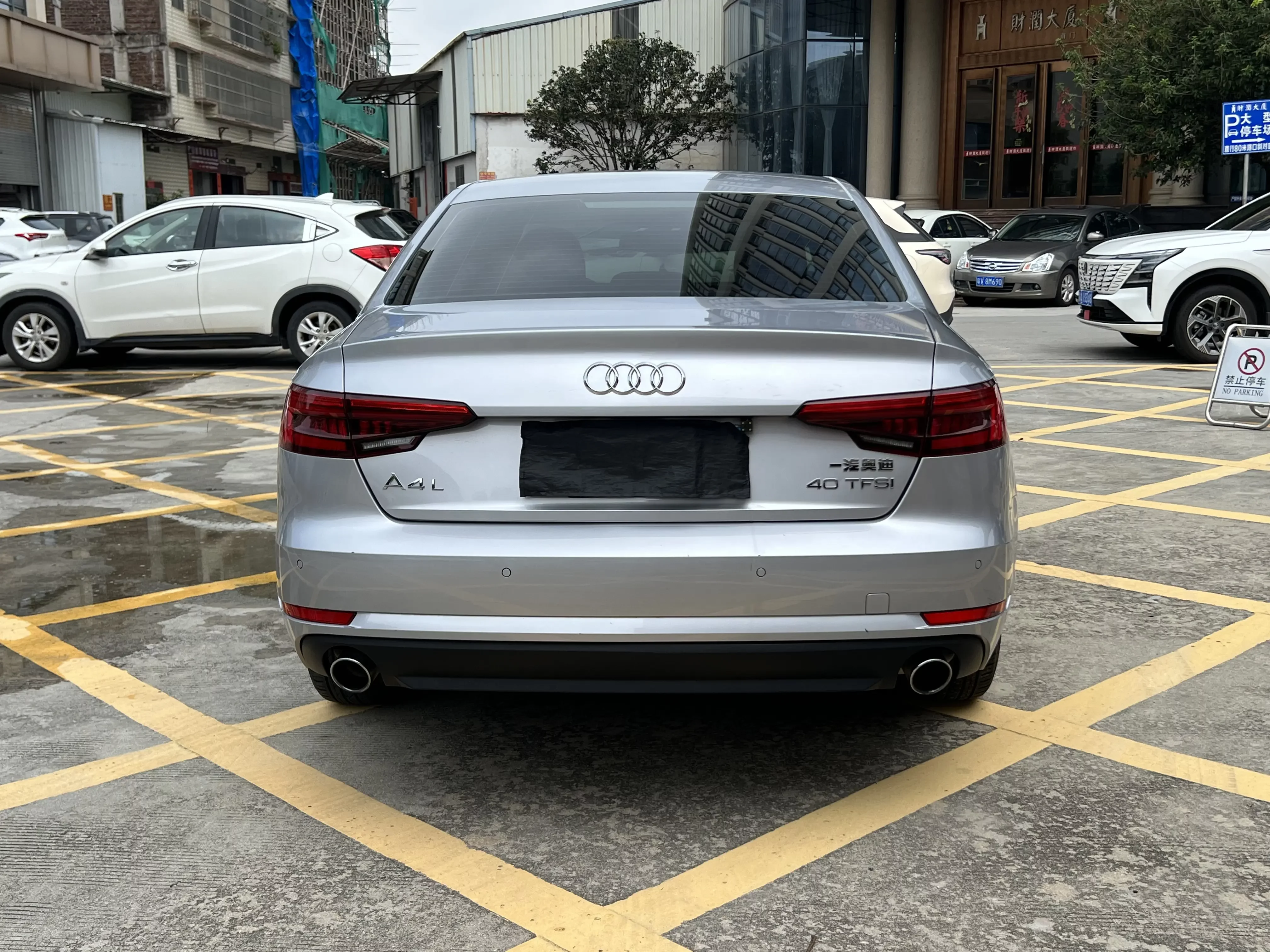 Audi A4L