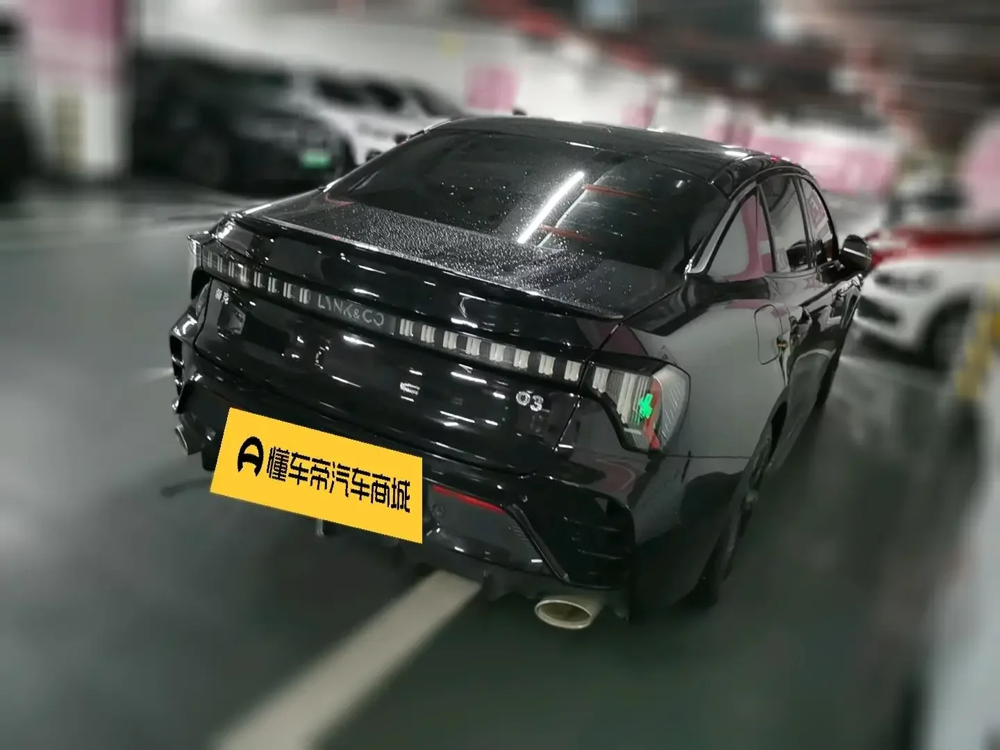 Lynk & Co 03