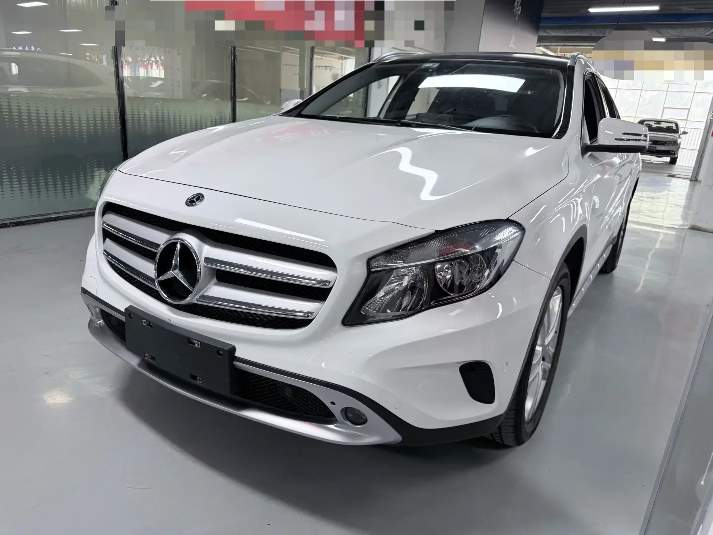 Mercedes-Benz GLA