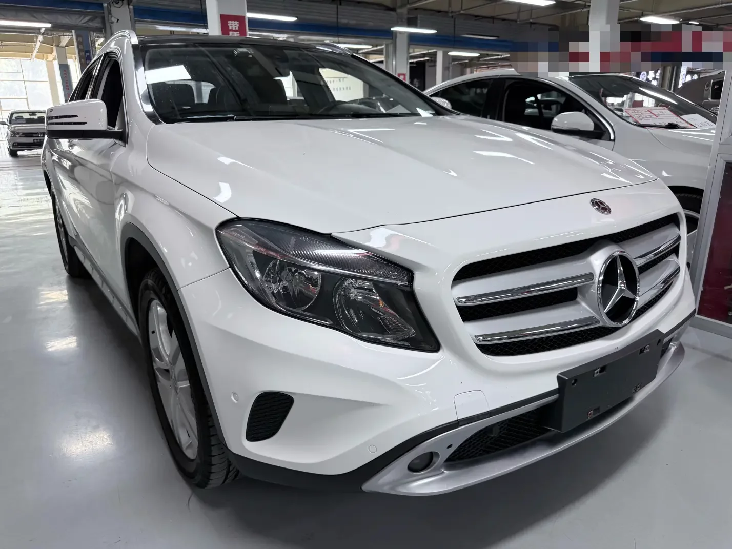 Mercedes-Benz GLA