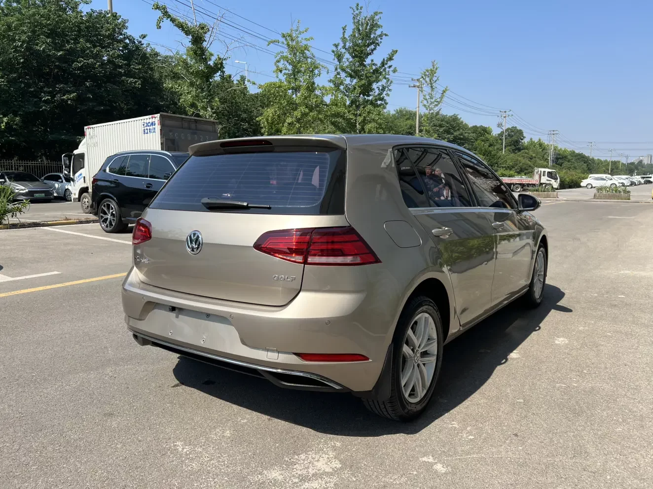 Volkswagen golf
