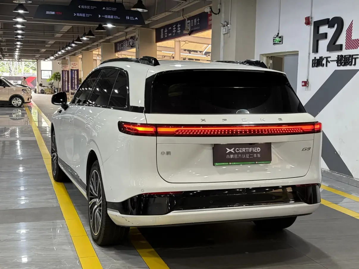 Xpeng G9