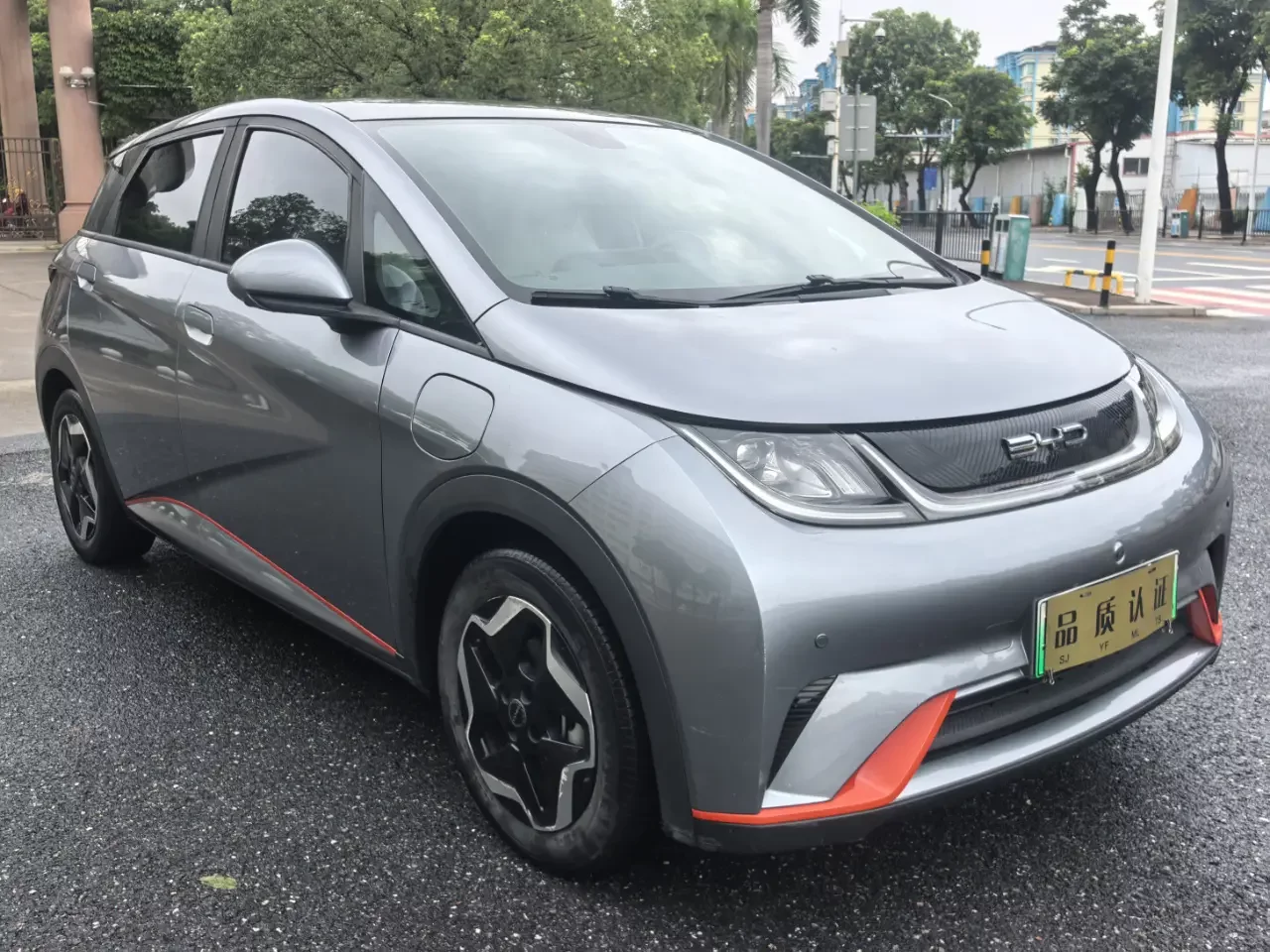 BYD dolphin