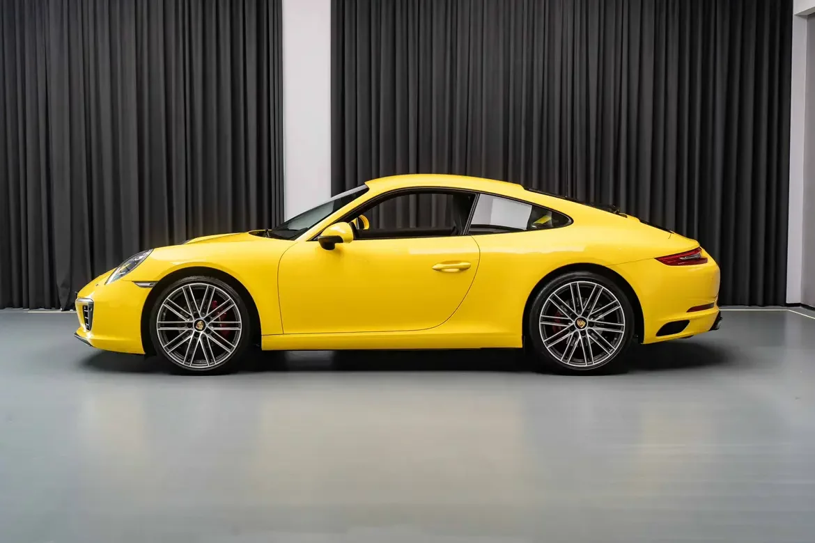Porsche 911