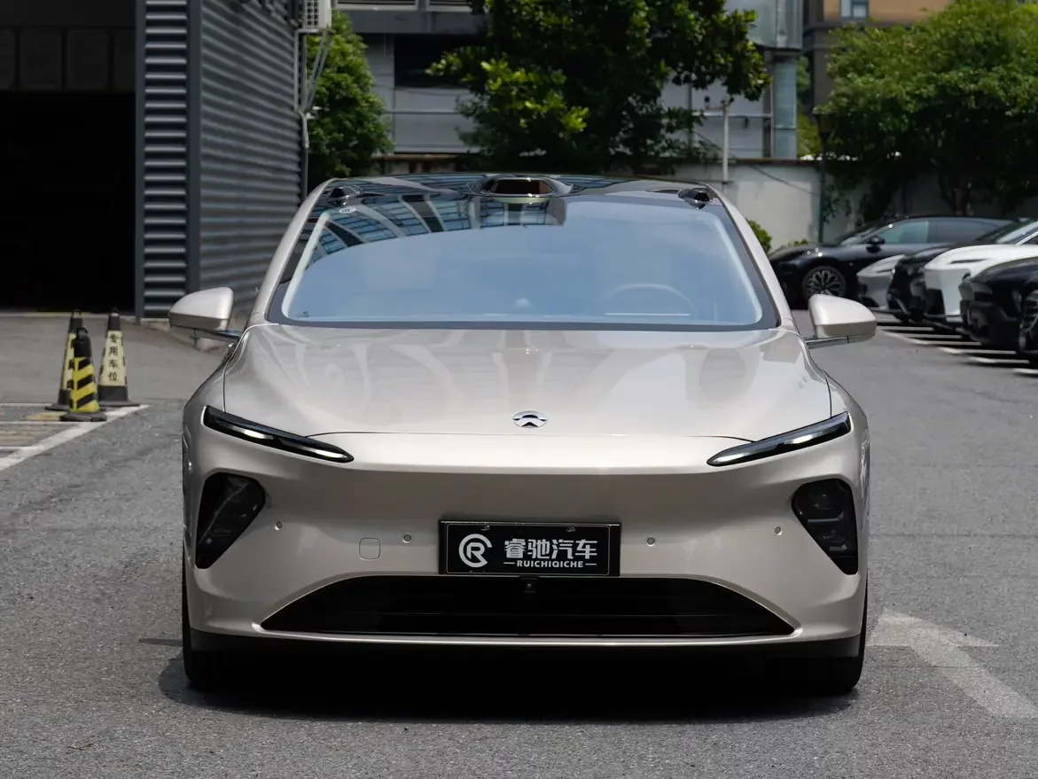 NIO ET7  из Китая