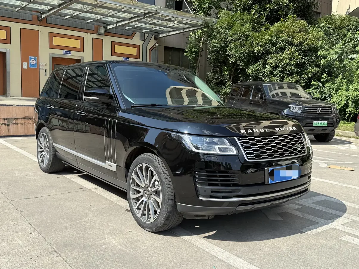 Land Rover range rover