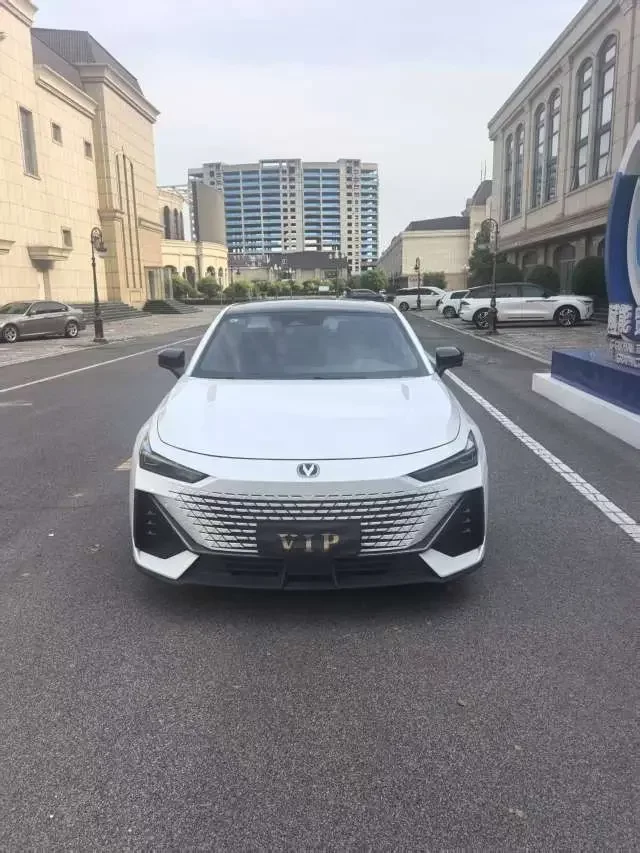 Changan UNI-V
