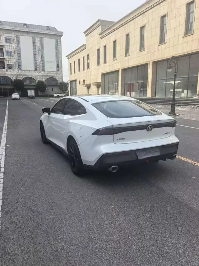 Changan UNI-V