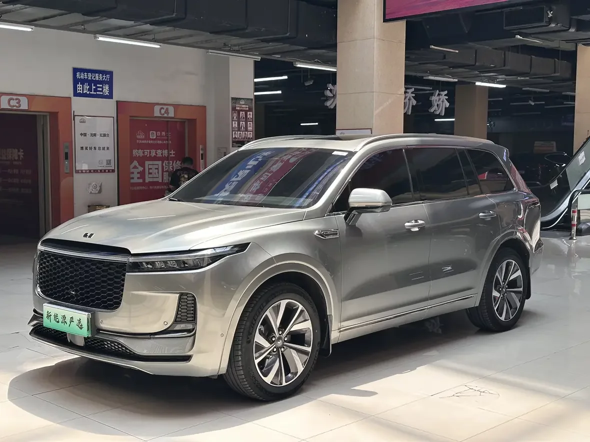 Li ONE (Ideal ONE)  из Китая
