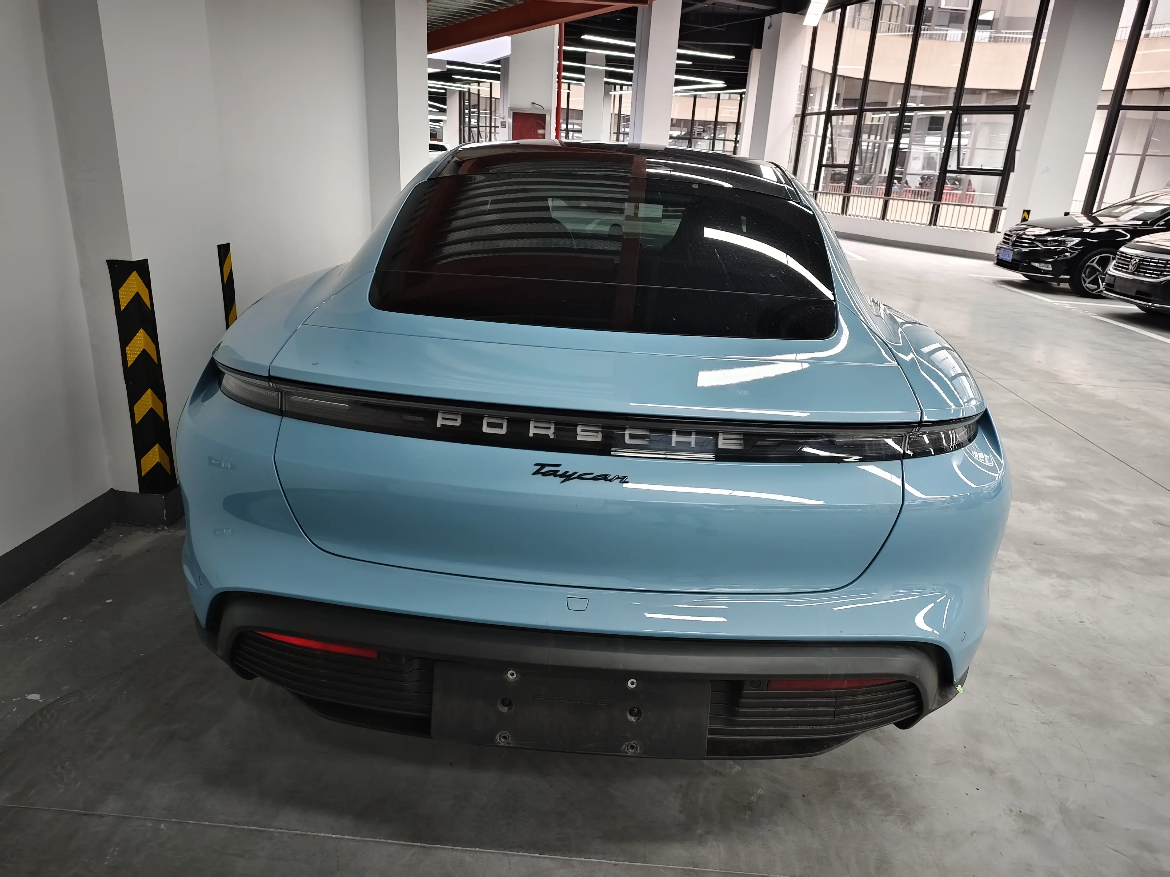 Porsche Taycan