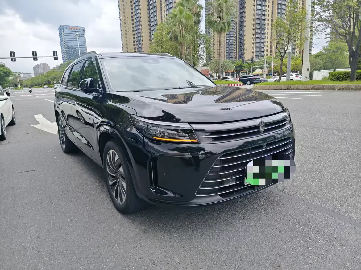 AITO M7