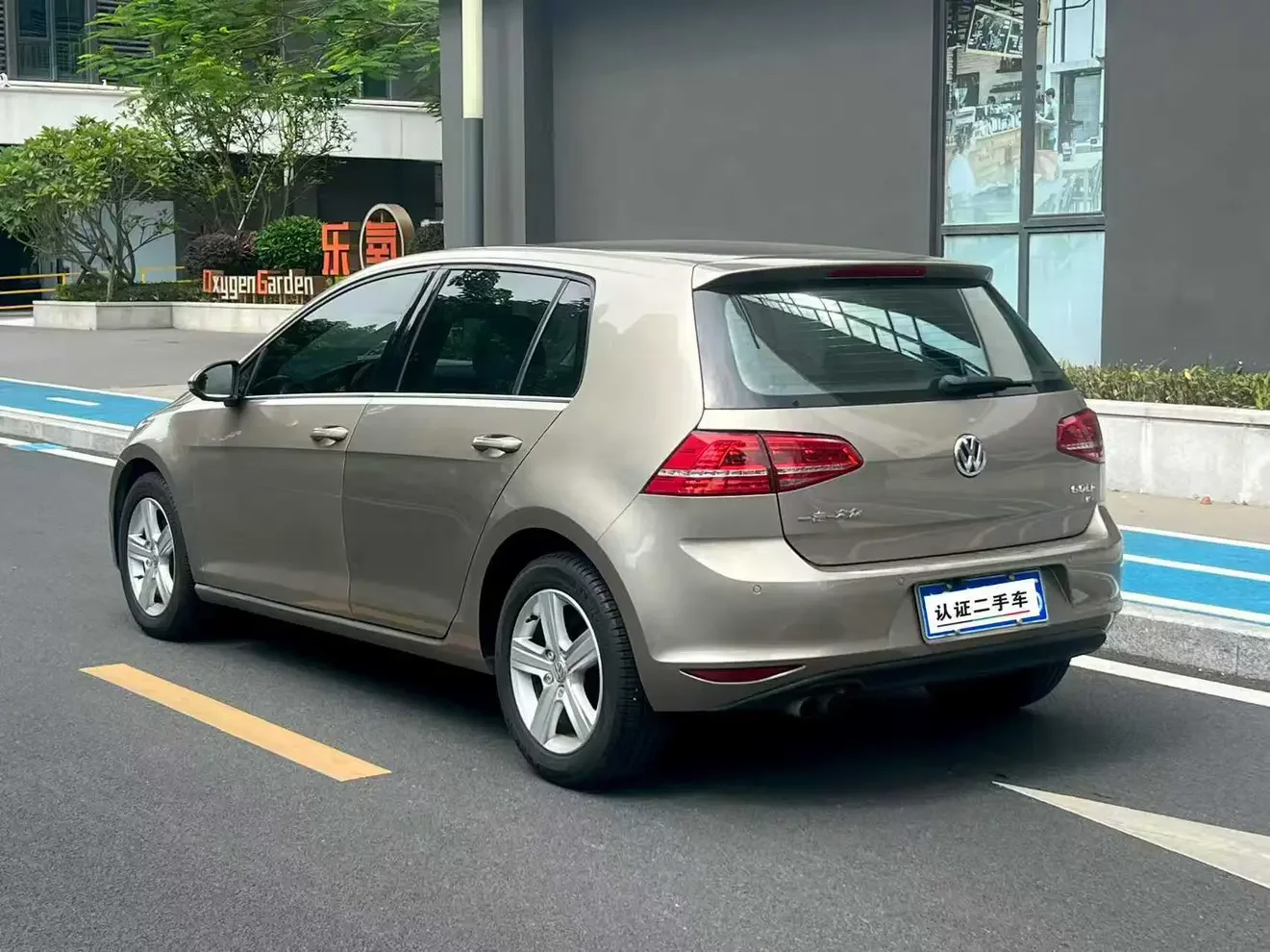 Volkswagen golf