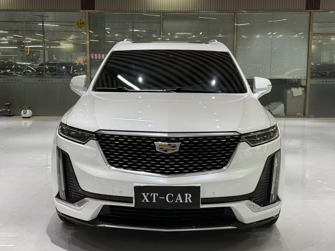 Cadillac XT6