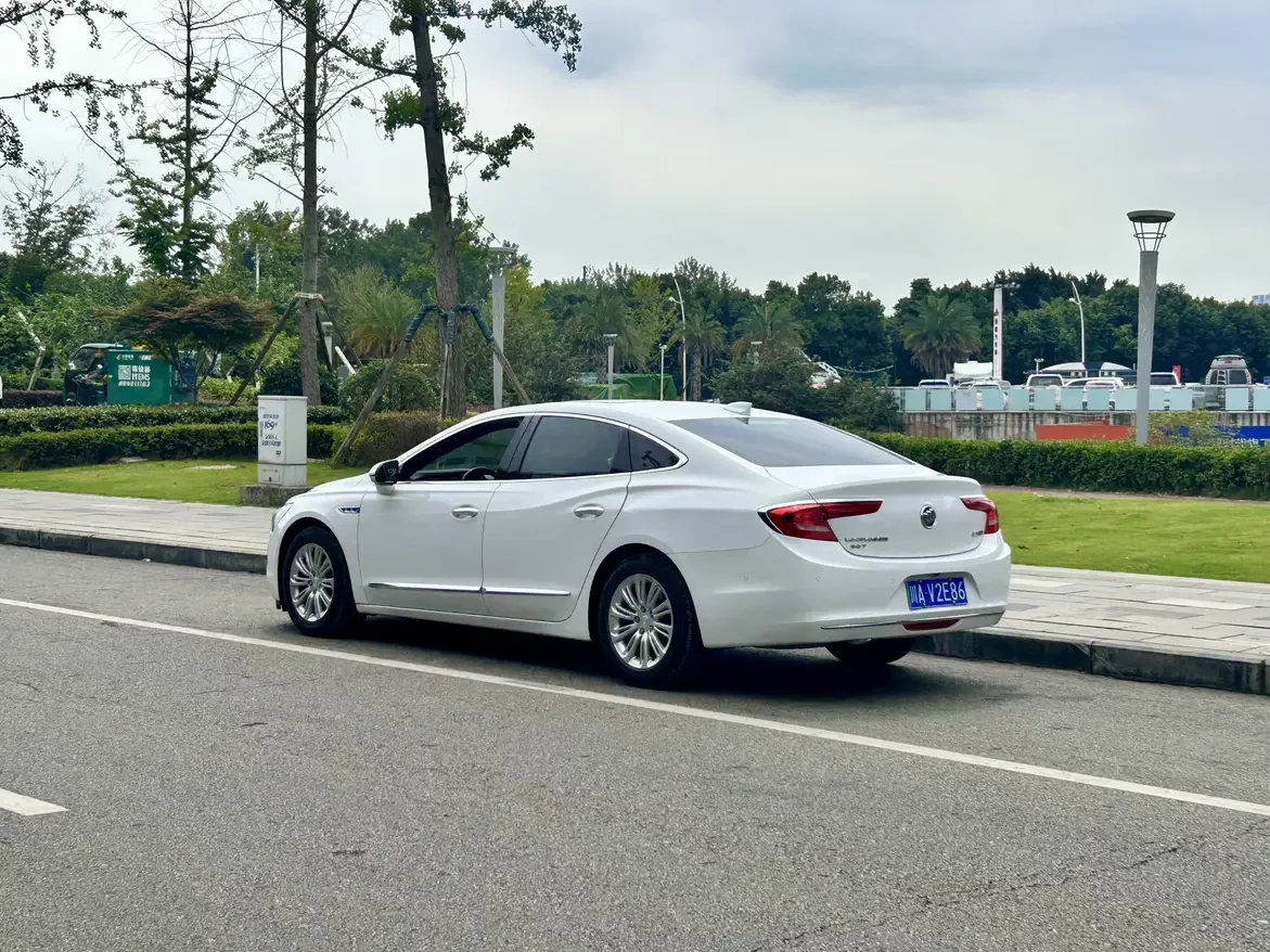 Buick LaCrosse