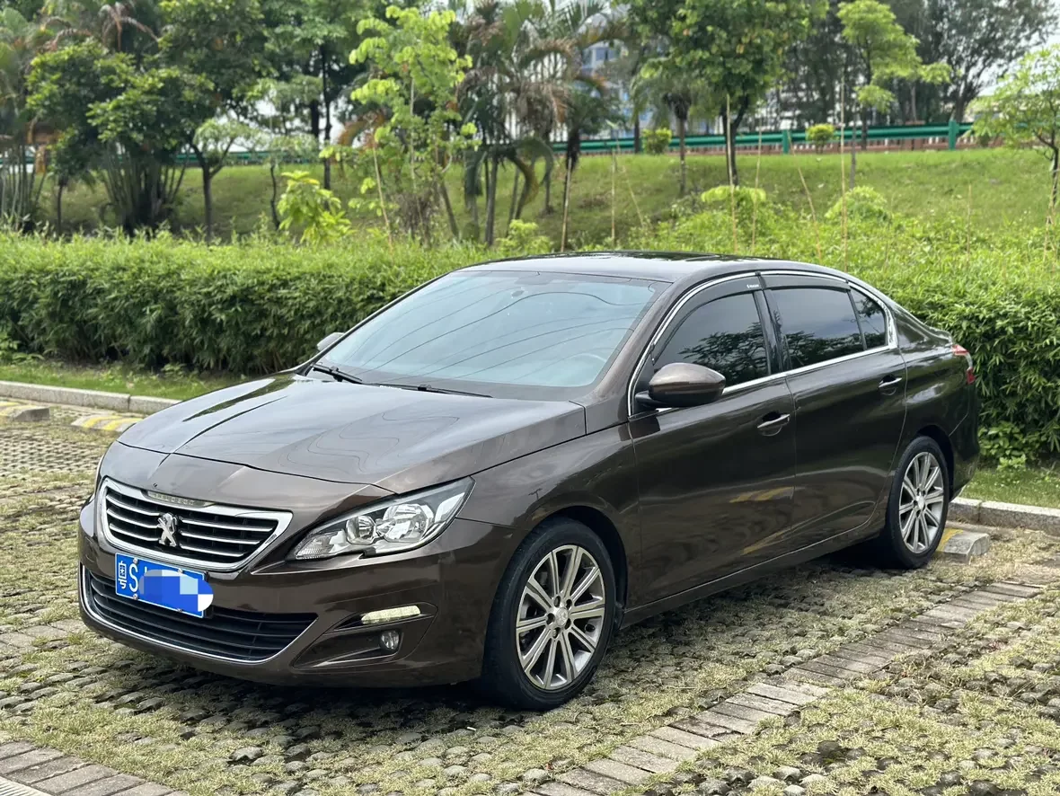 Peugeot 408