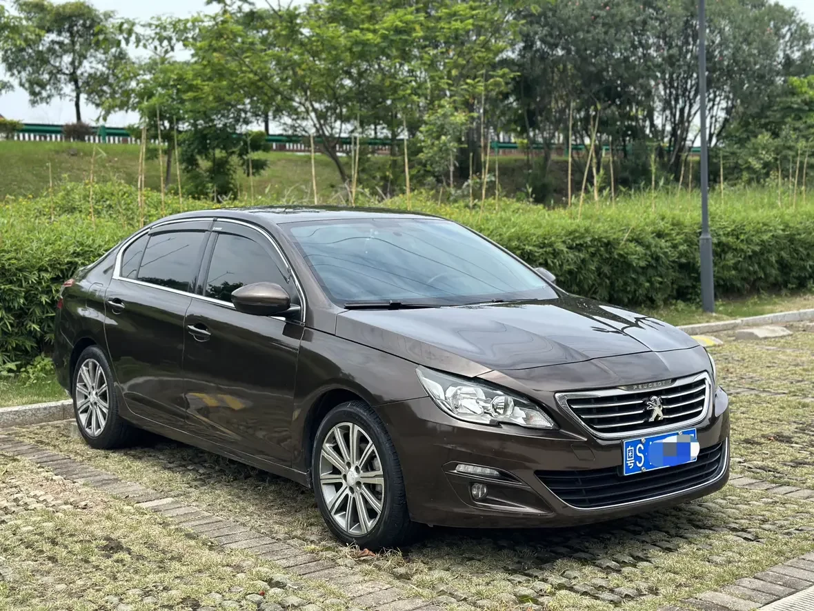 Peugeot 408