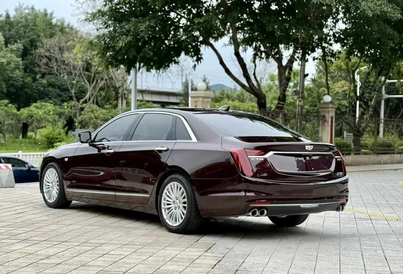 Cadillac CT6