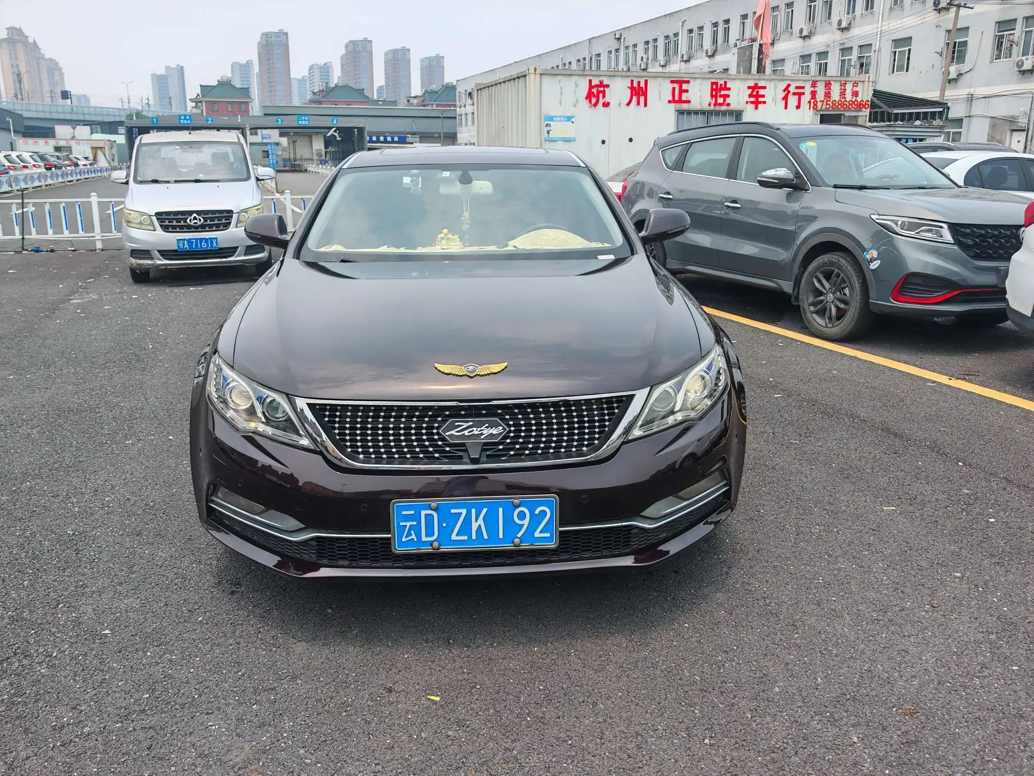 Zotye Z700