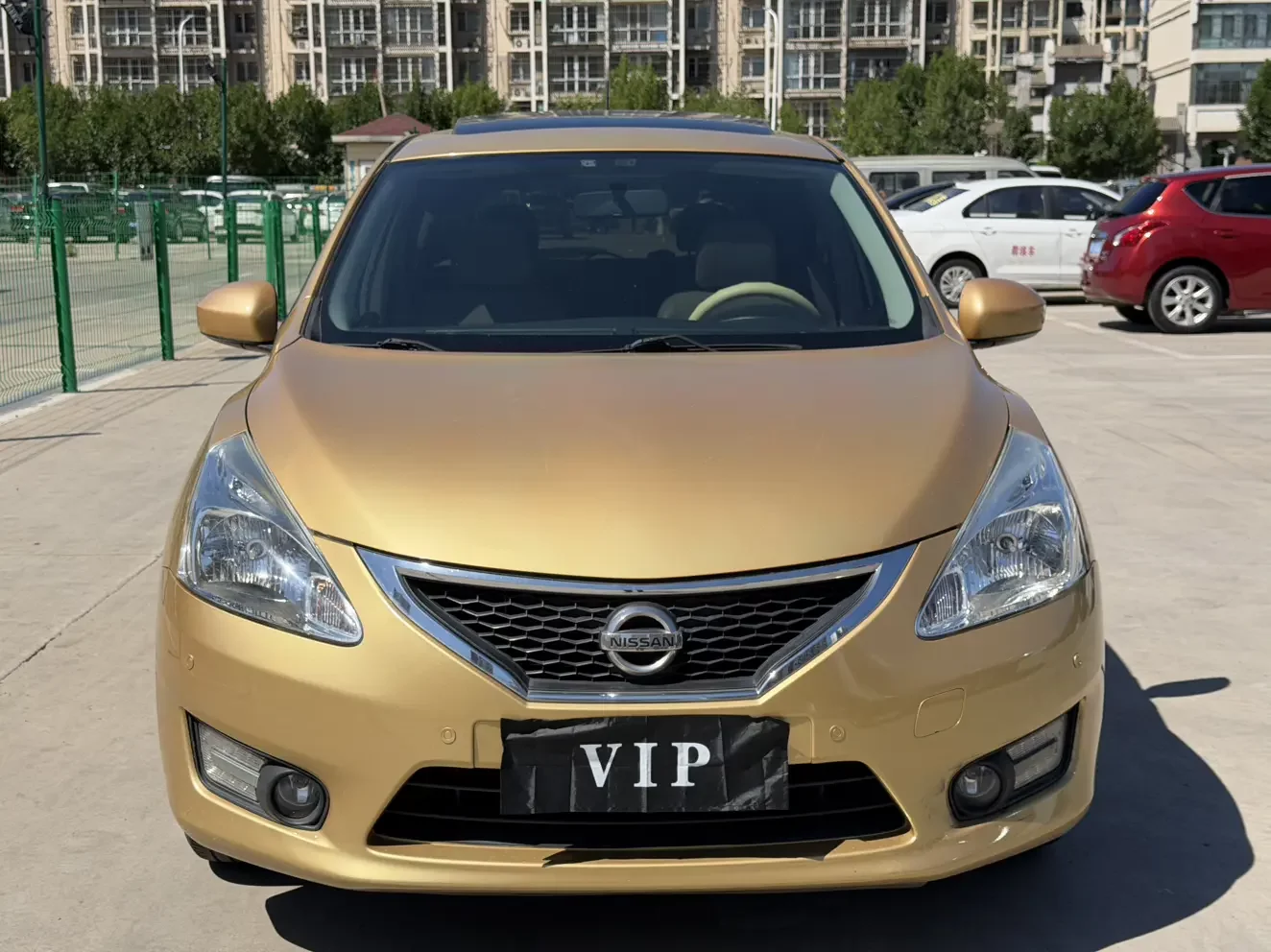 Nissan Tiida  из Китая