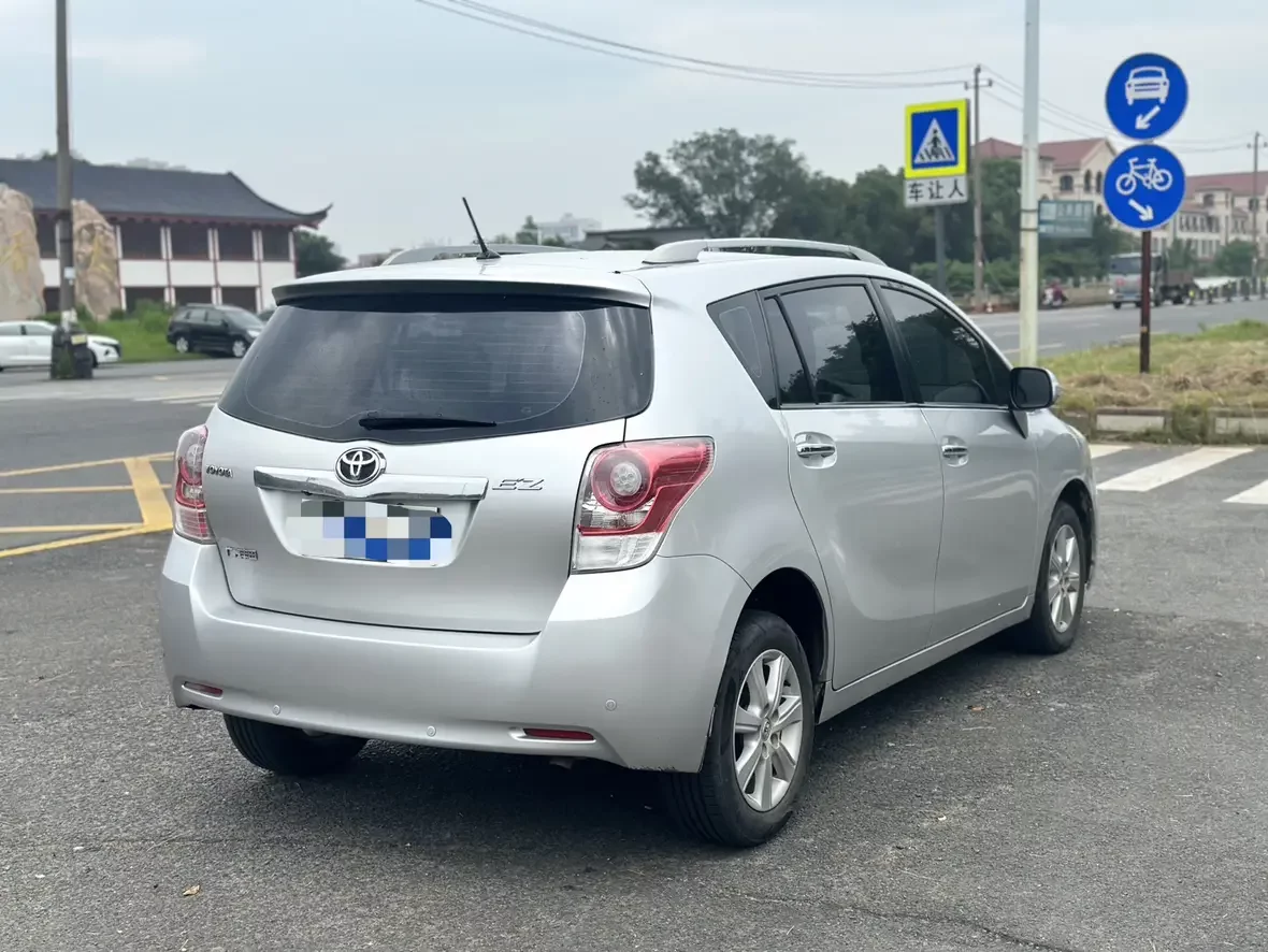 Toyota Verso / EZ