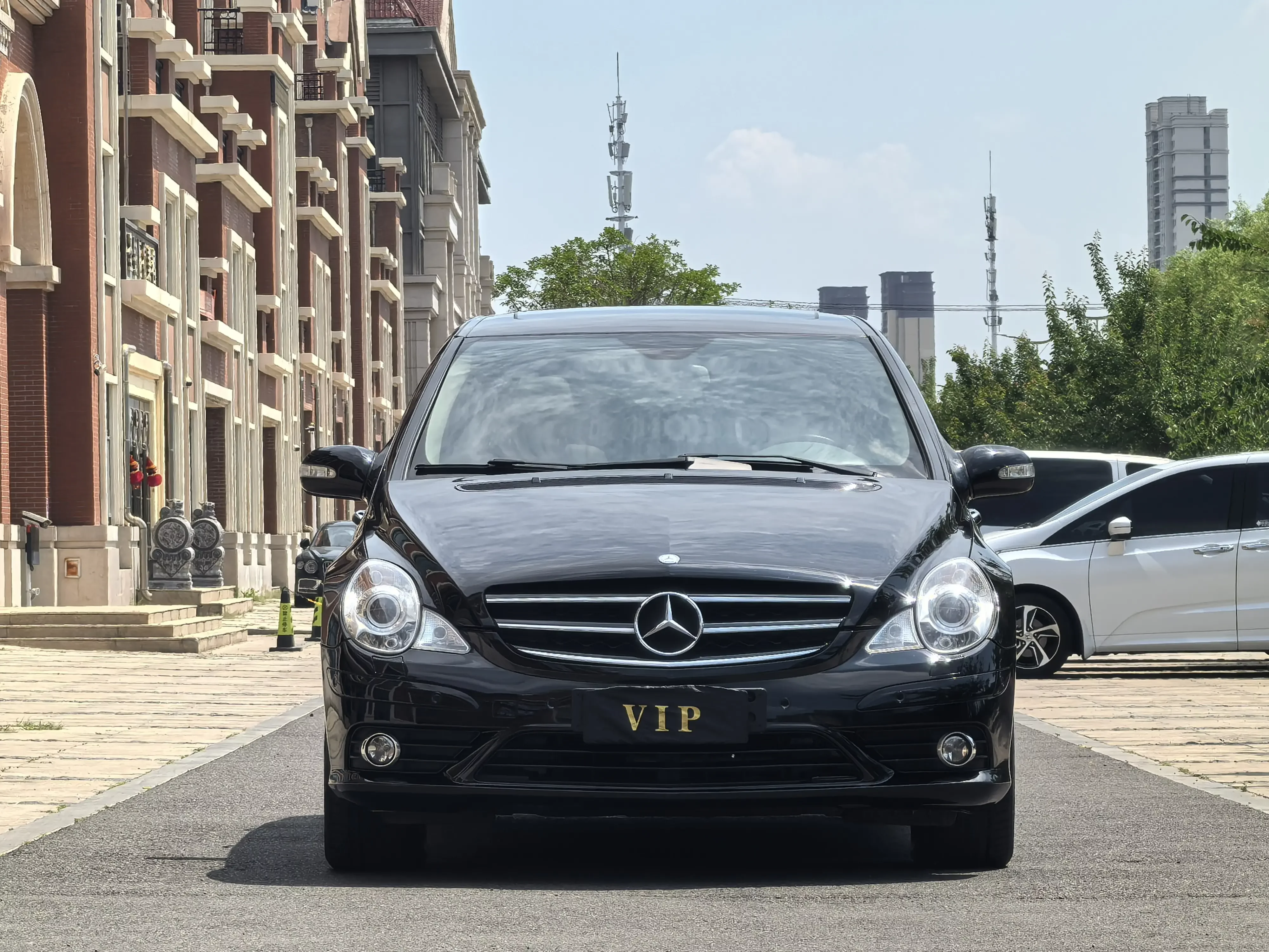 Mercedes-Benz R-Class