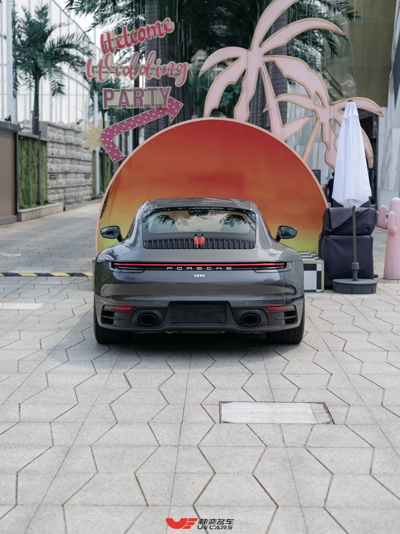 Porsche 911