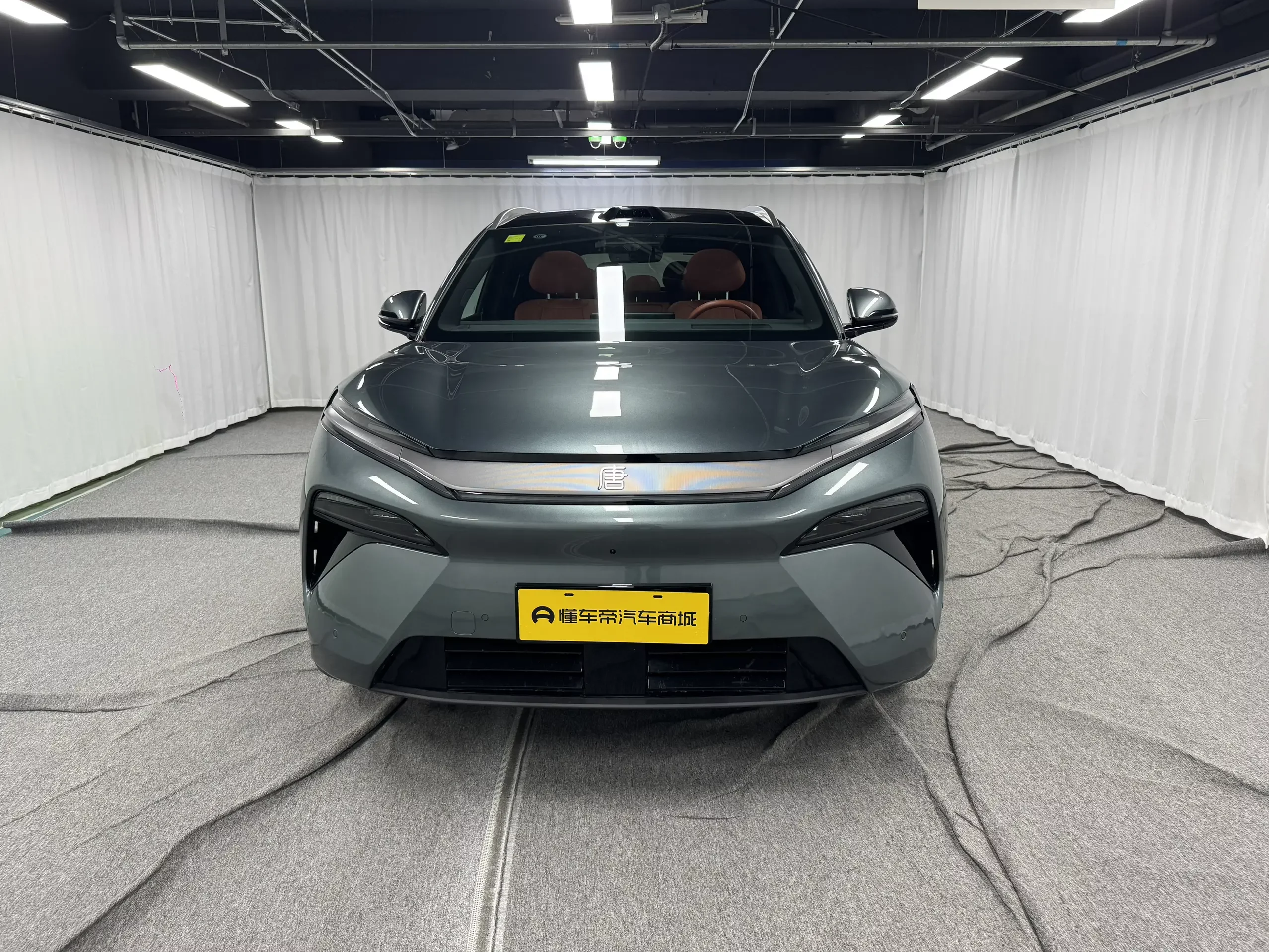 BYD Tang L EV
