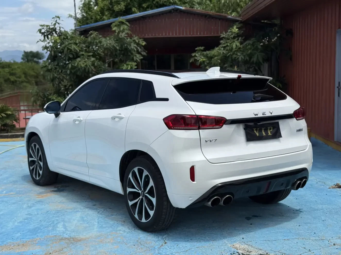 Wey Wei brand VV7