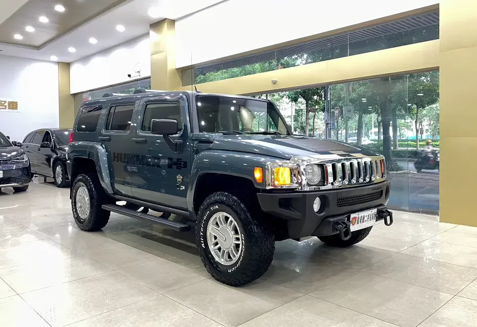 Hummer H3