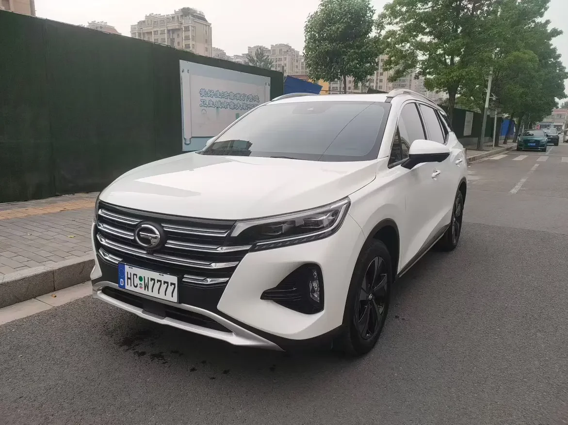 GAC Trumpchi GS4