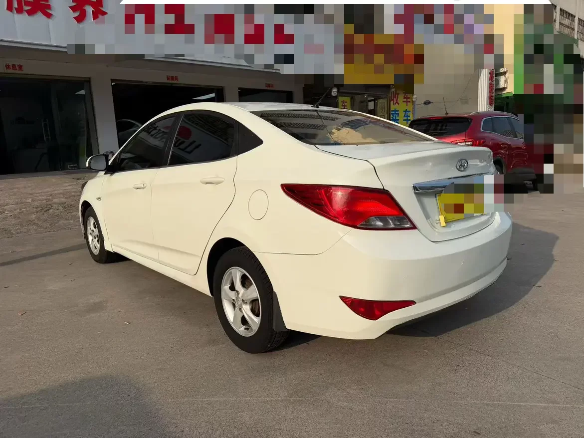 Hyundai Verna