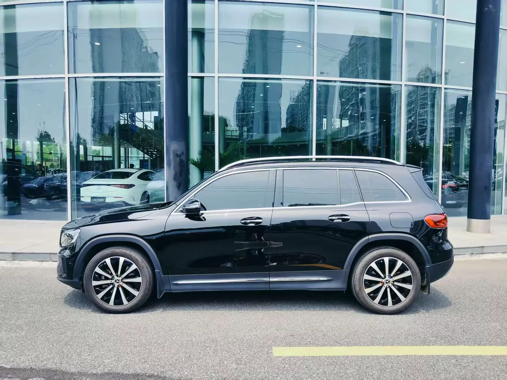 Mercedes-Benz GLB