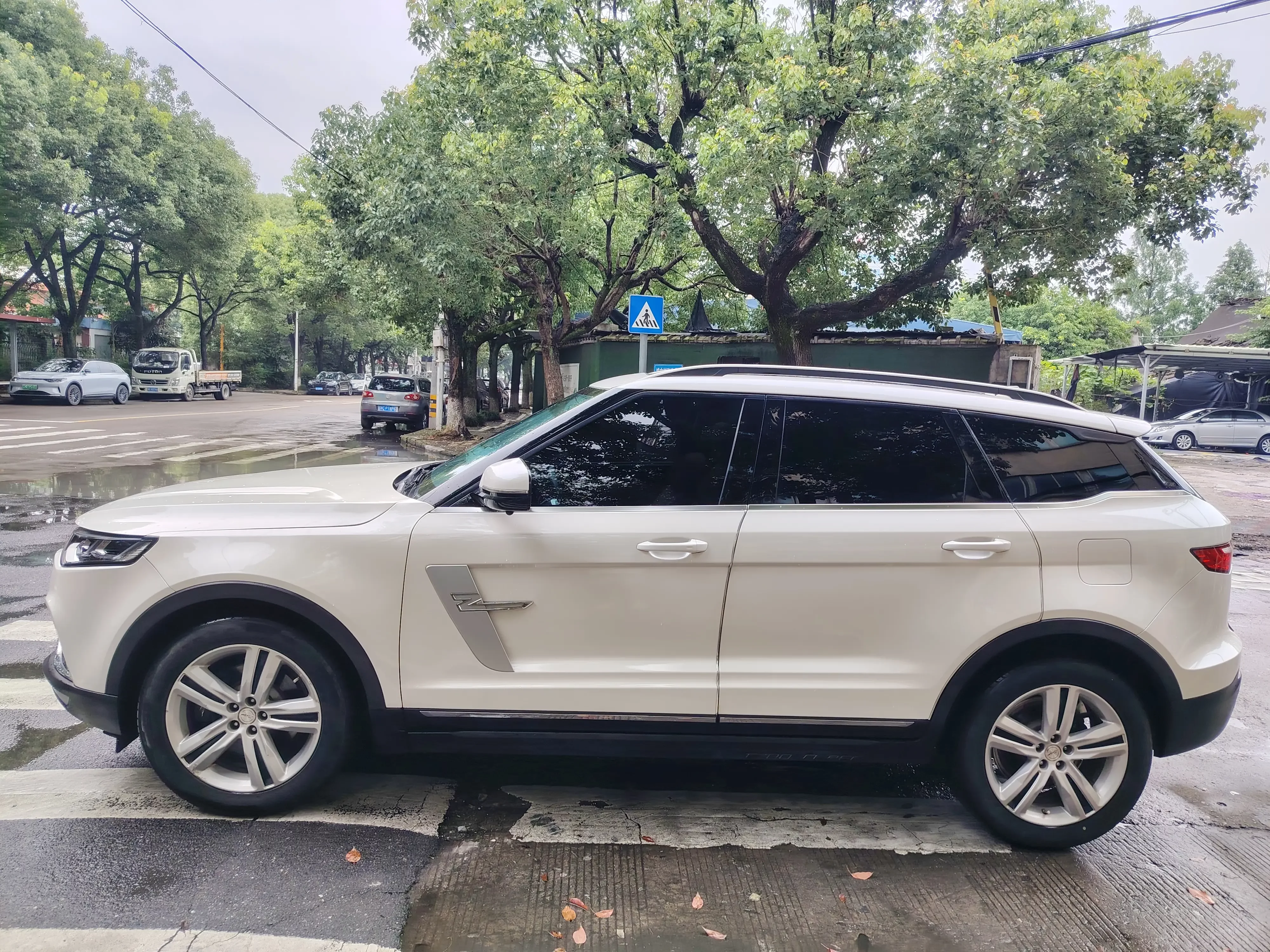 Zotye T700