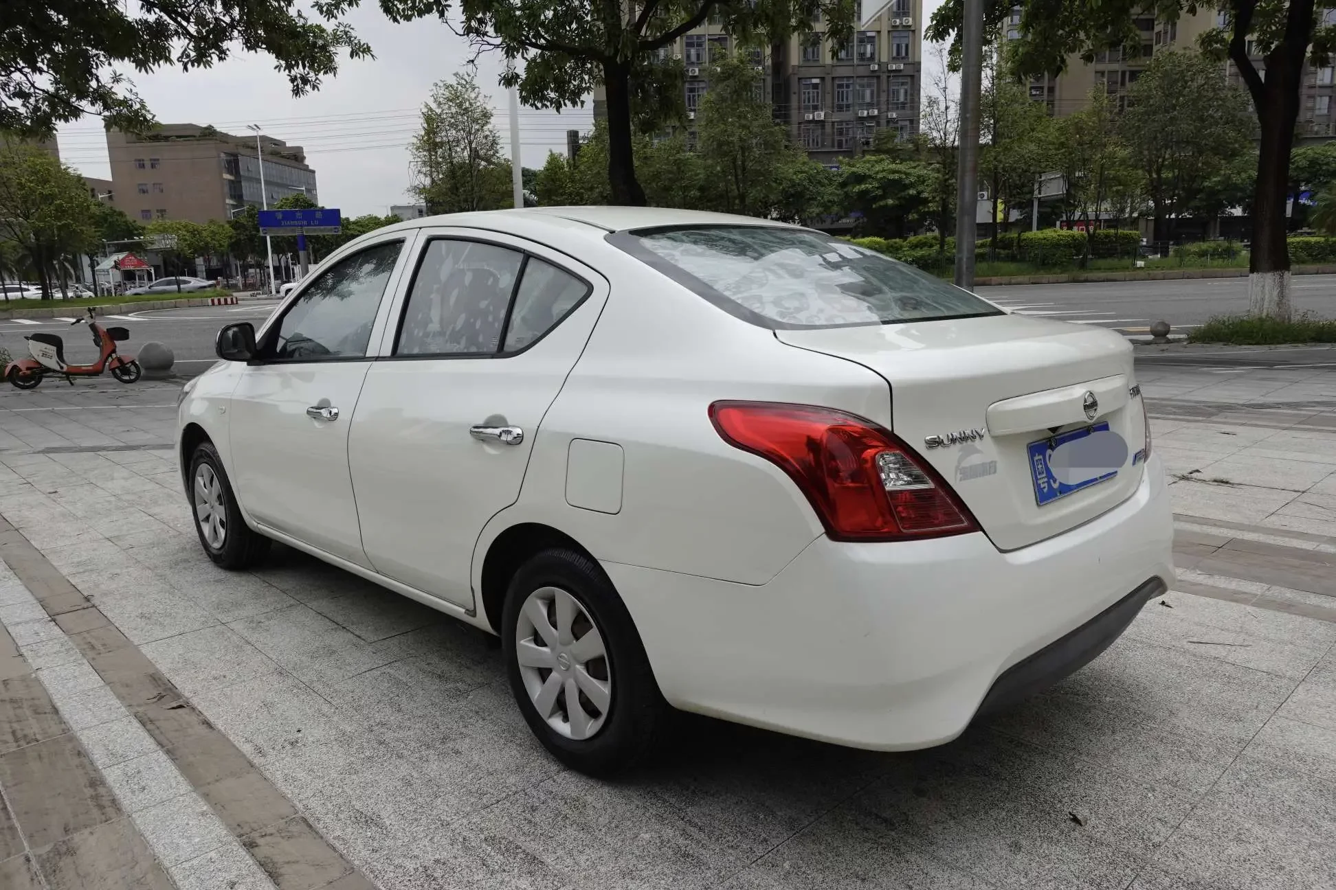 Nissan Sunlight