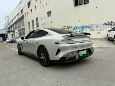 Xiaomi SU7