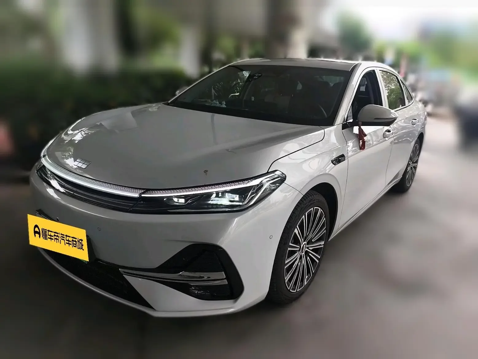 Geely Galaxy A7 EM