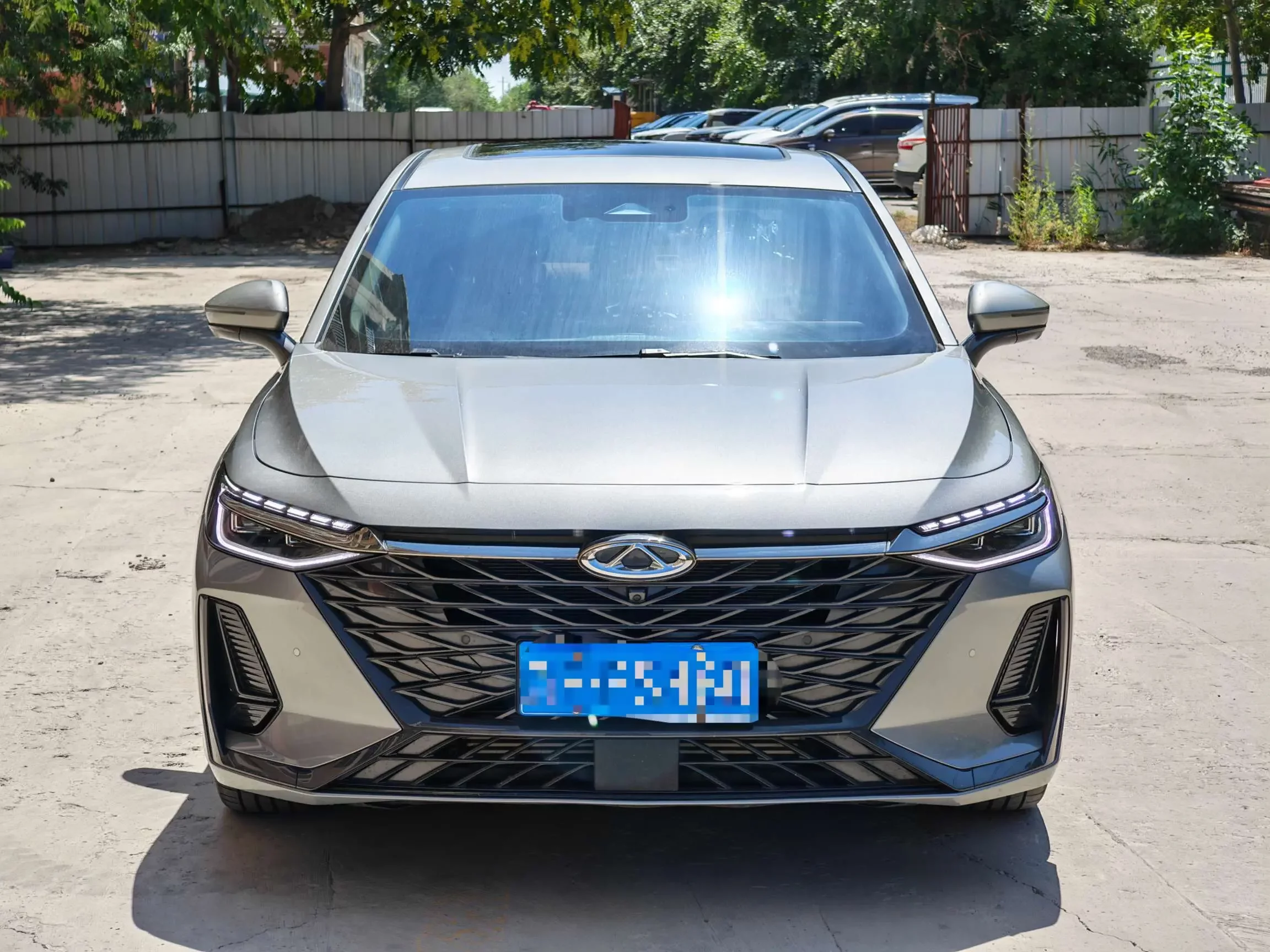 Chery Arrizo 8