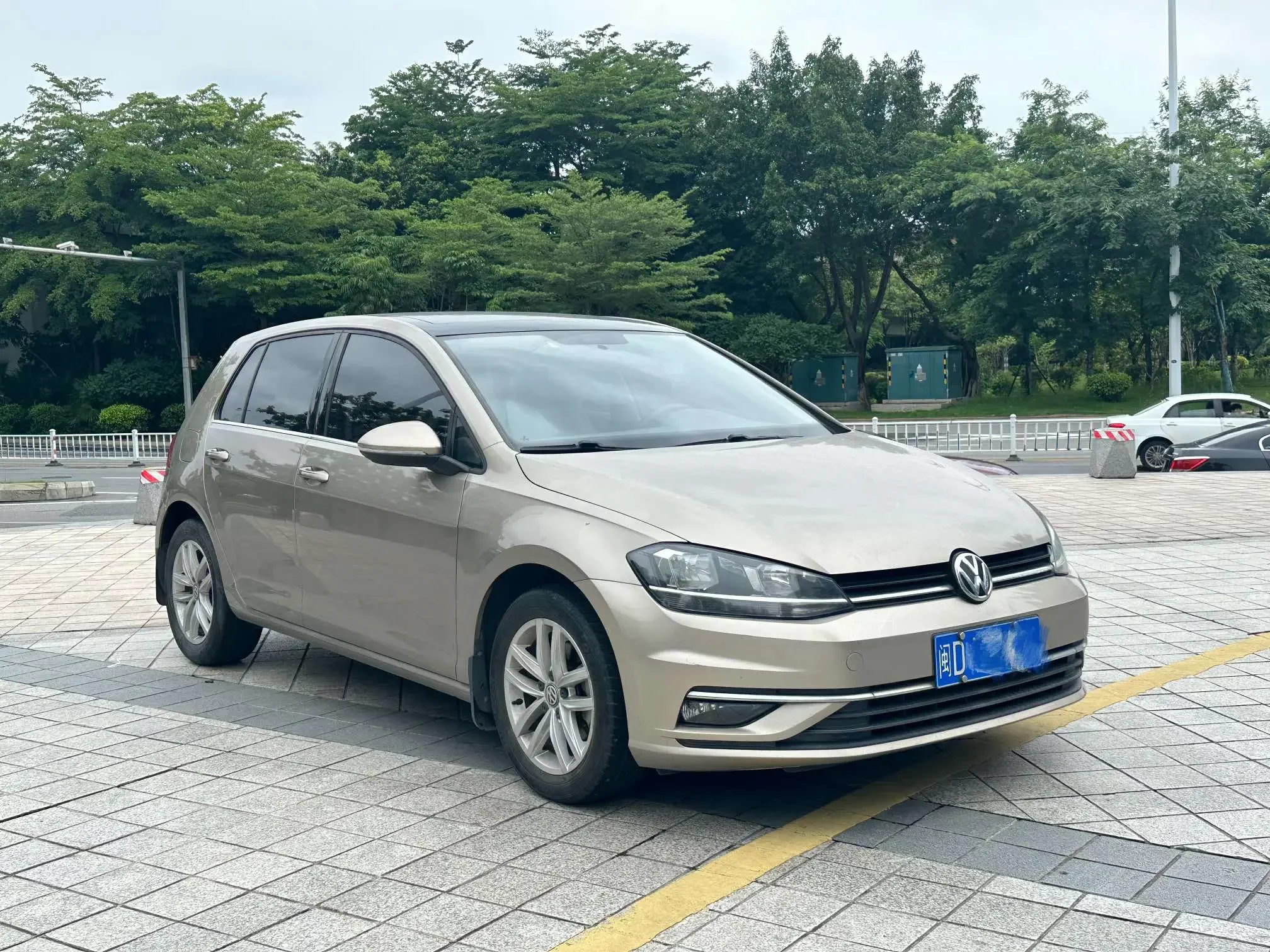 Volkswagen golf