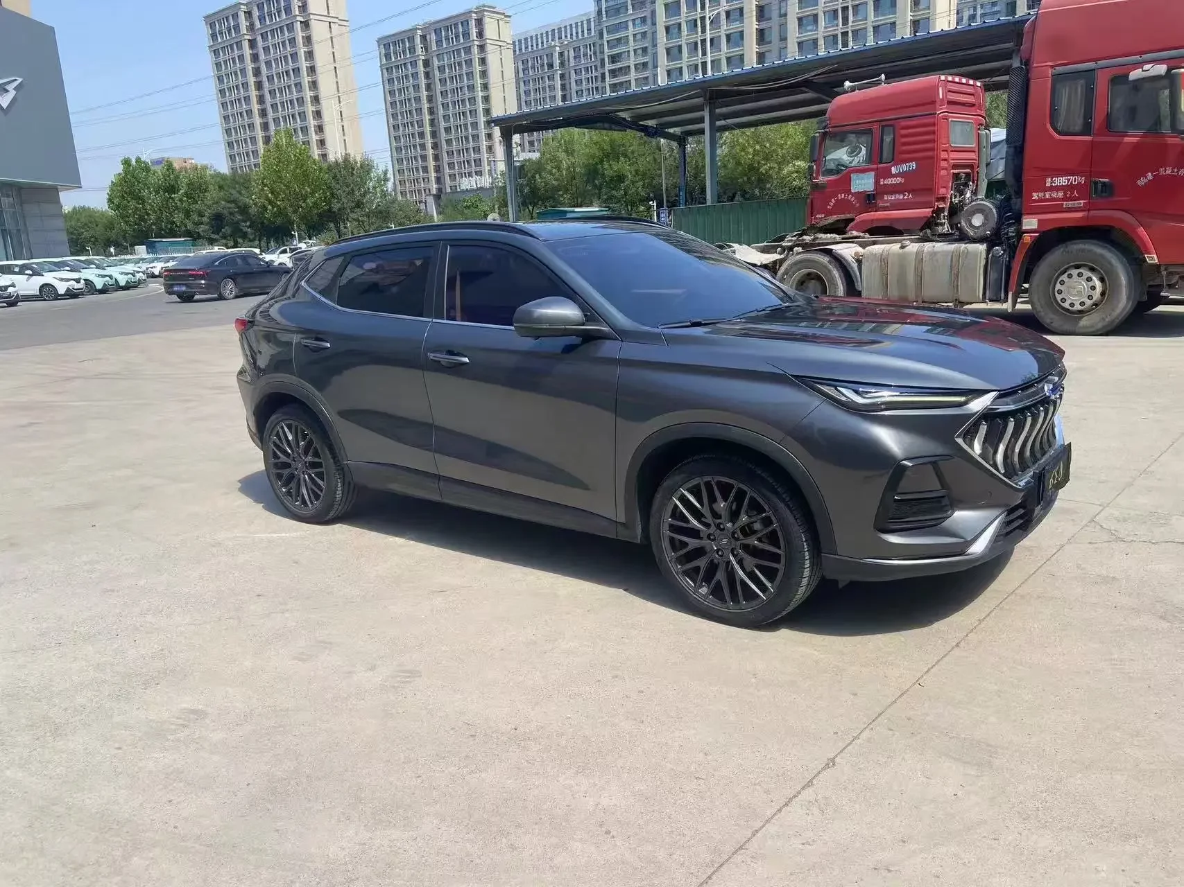 Oshan Changan Auchan X5