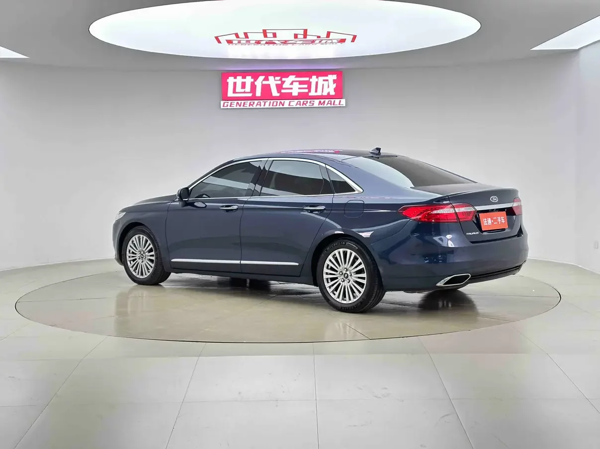 Ford Taurus