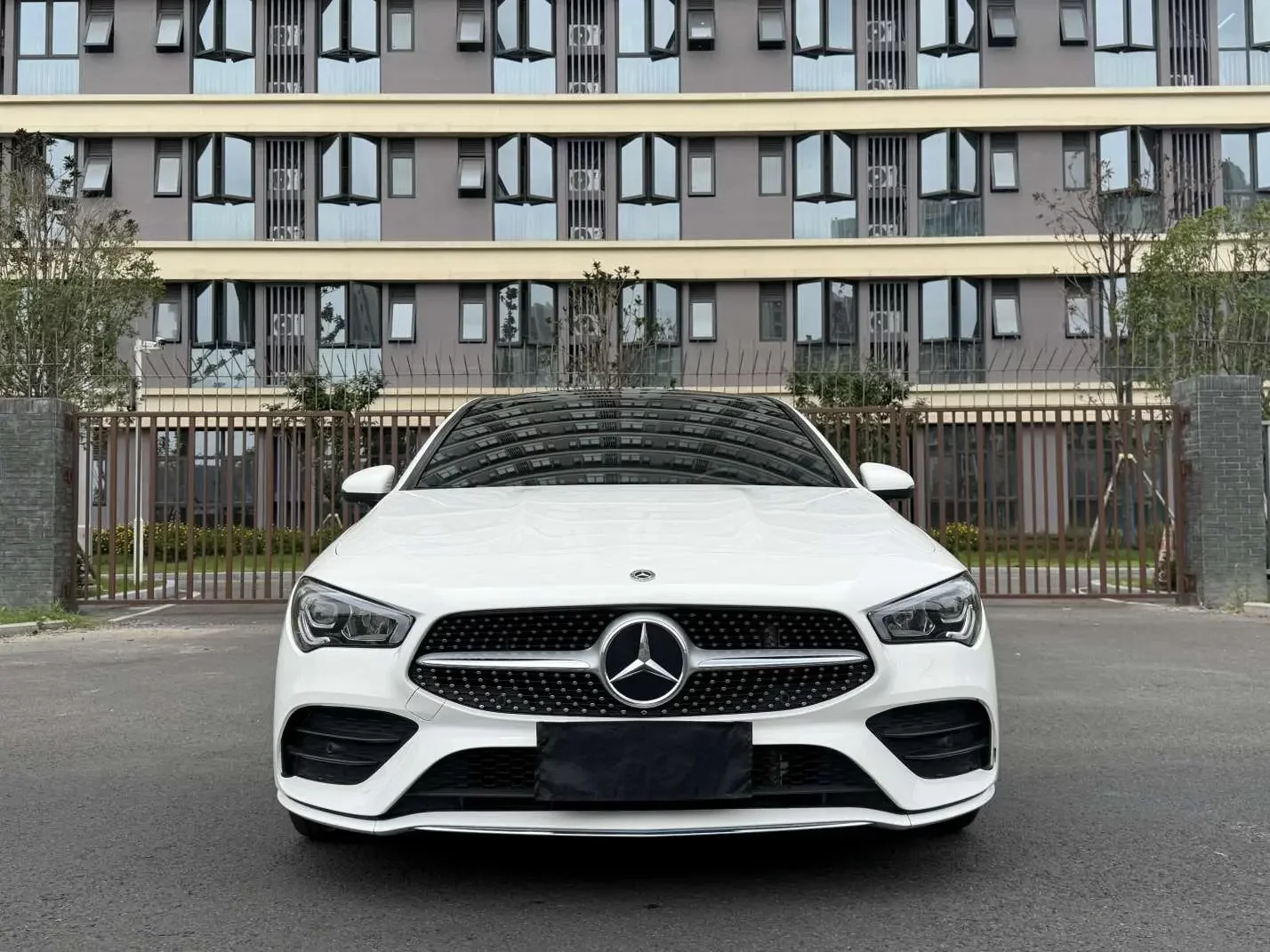 Mercedes-Benz CLA (Imported)  из Китая