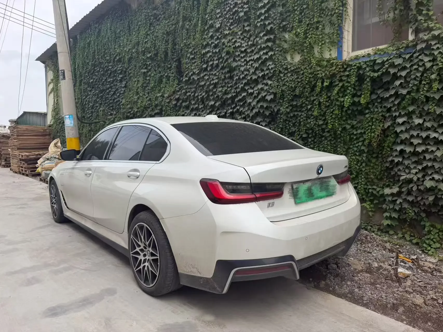 BMW i3